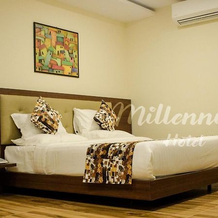 Pph Living Millennials Jigani Hotel Kammasandra ภายนอก รูปภาพ